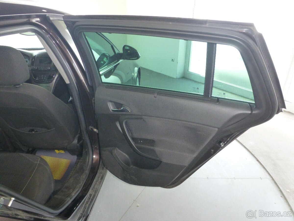 2016 Opel INSIGNIA - 17
