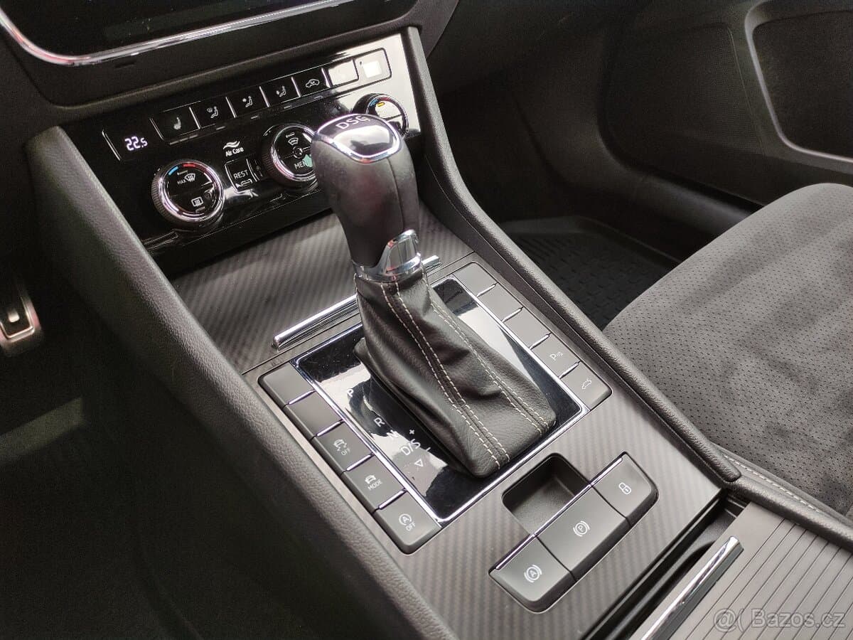 2019 Škoda SUPERB - 17
