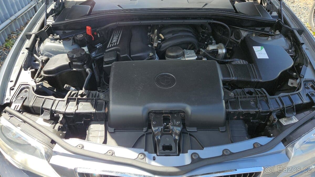 2005 BMW 1-SERIES - 17