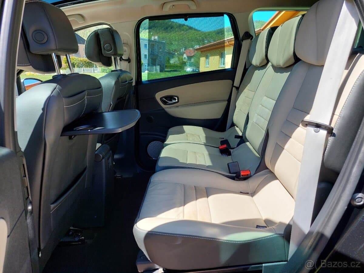 2016 Renault SCENIC - 17