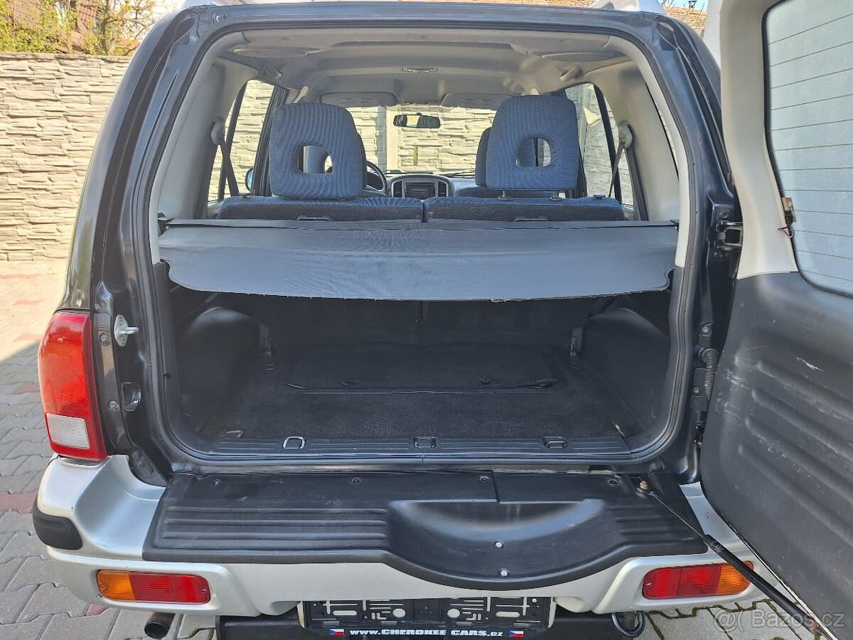 2004 Suzuki GRAND - 17