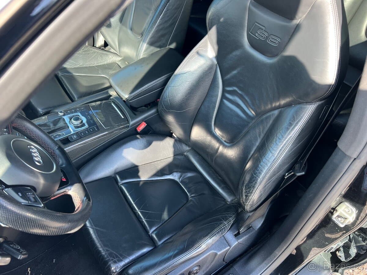 2006 Audi S6 - 17