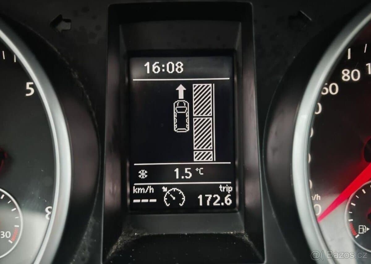 2011 Volkswagen GOLF - 17