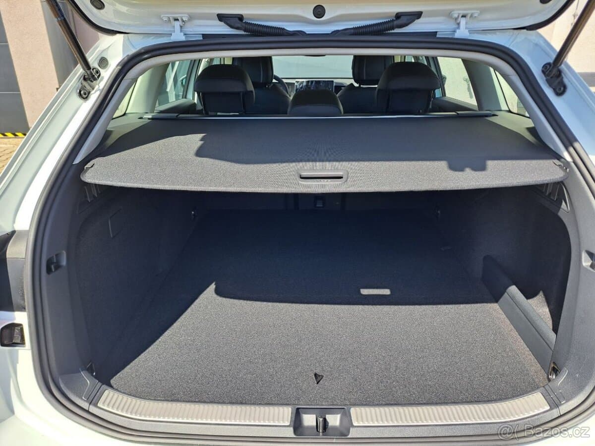 Volkswagen PASSAT - 17