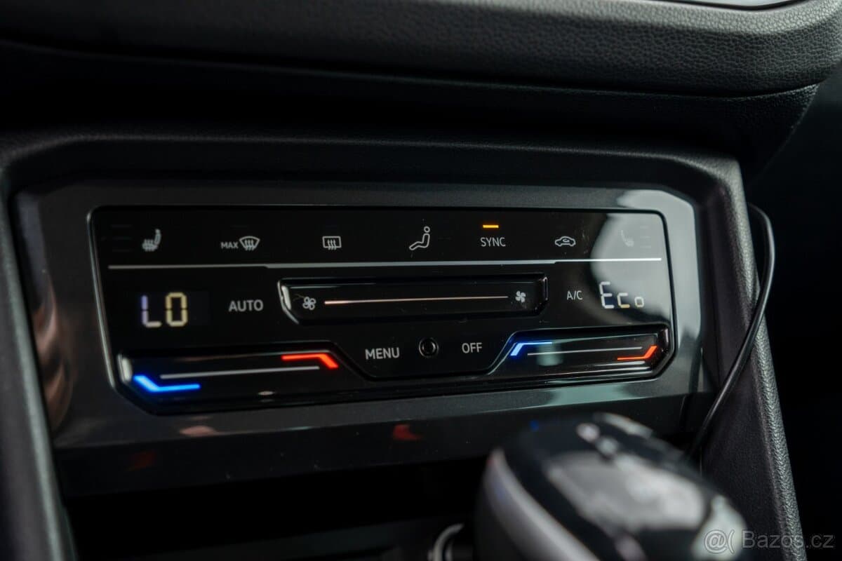 2022 Volkswagen TIGUAN - 17
