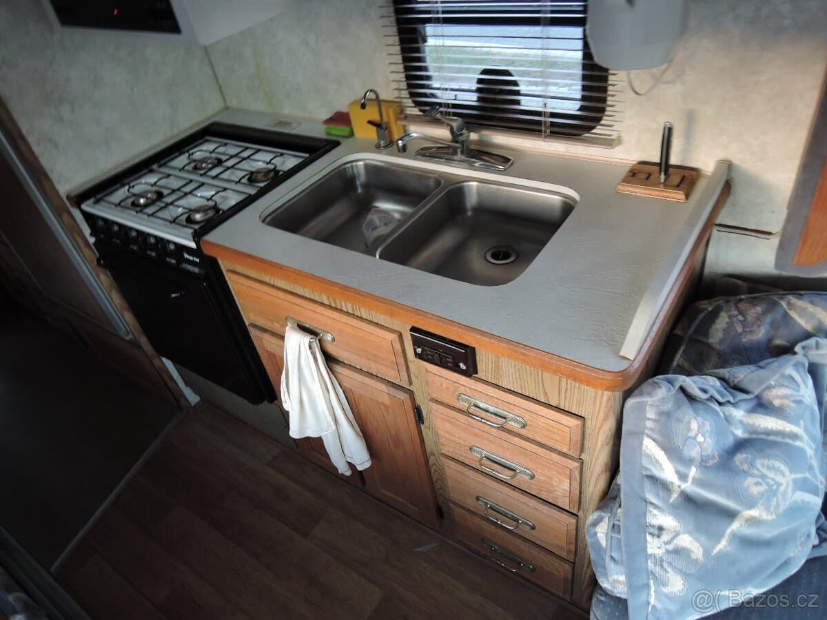 1990 Ford OSTATNÍ - 17