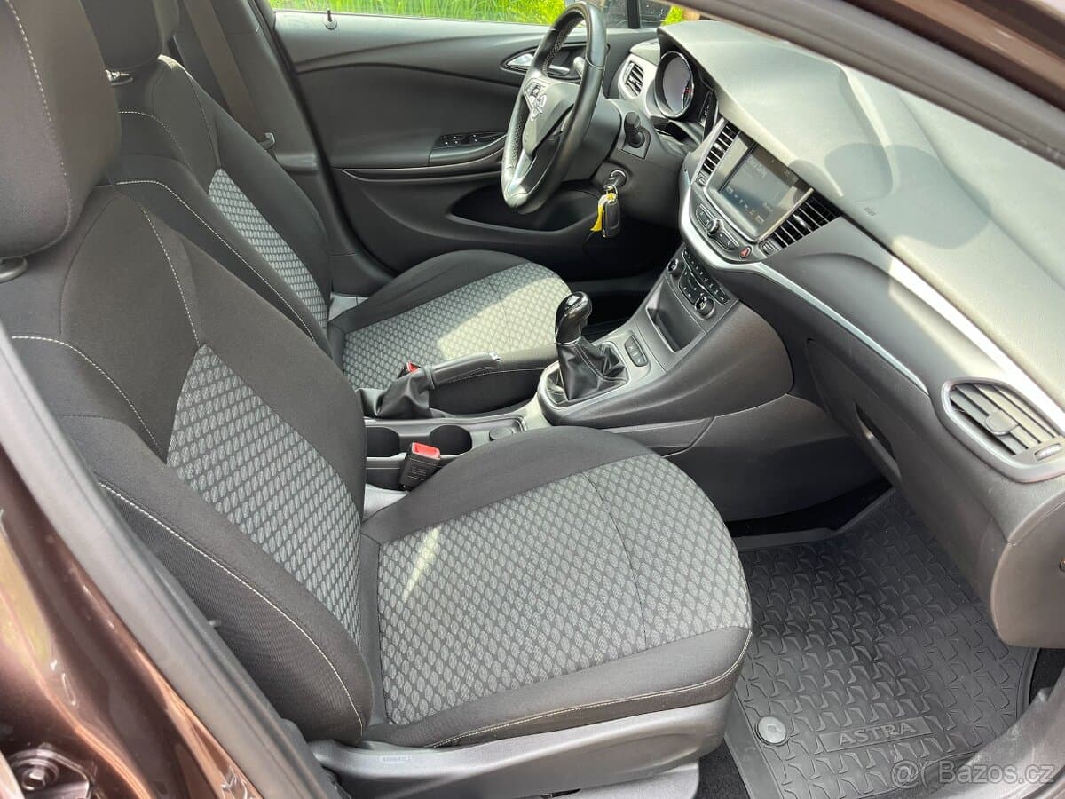2016 Opel ASTRA - 17