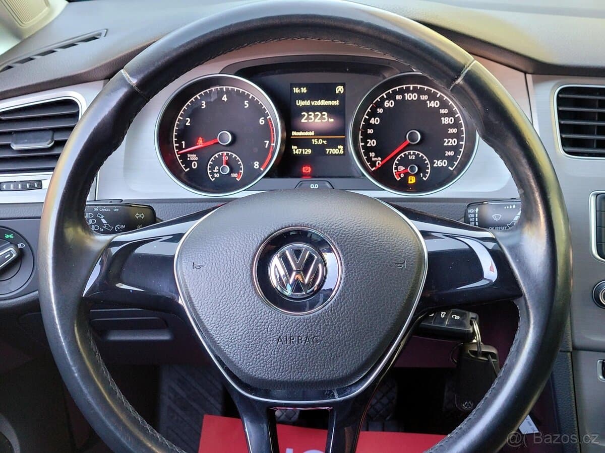 2015 Volkswagen GOLF - 17