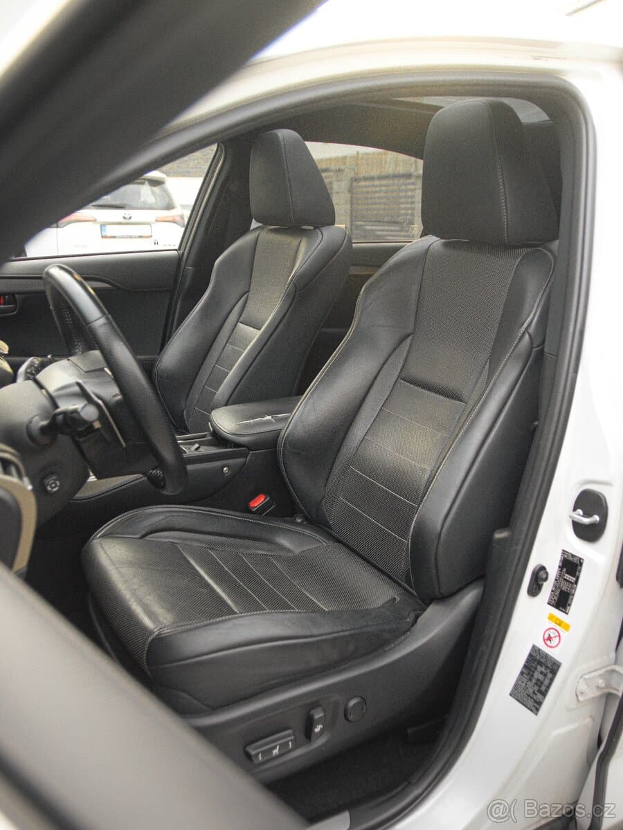 2015 Lexus NX - 17