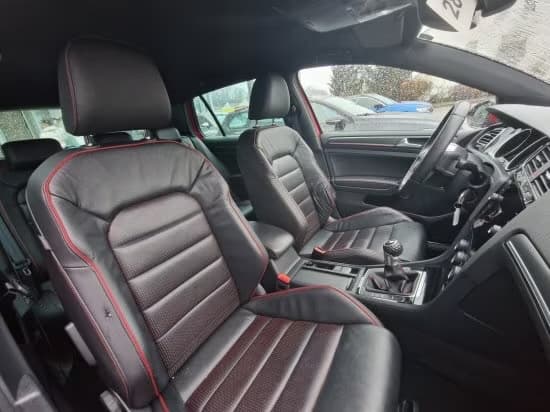 2016 Volkswagen GOLF - 17