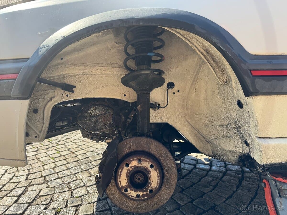 1988 Peugeot 205 - 17