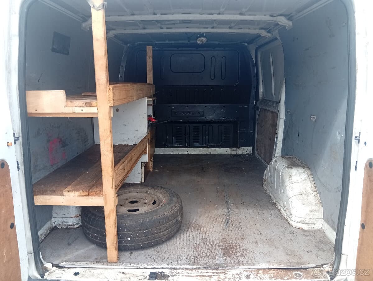 2011 Ford TRANSIT - 17