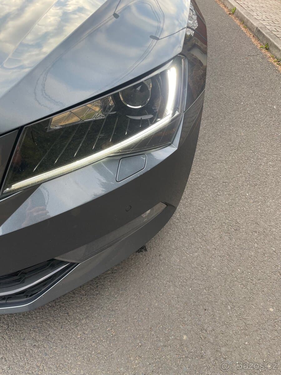 2017 Škoda SUPERB - 17