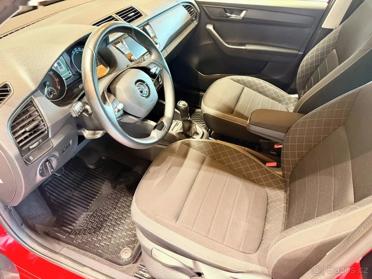 2022 Škoda FABIA - 17