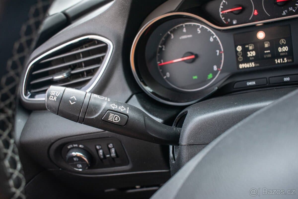 2019 Opel GRANDLAND - 17