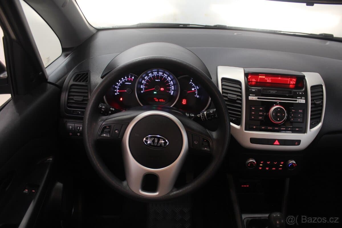 2016 Kia VENGA - 17