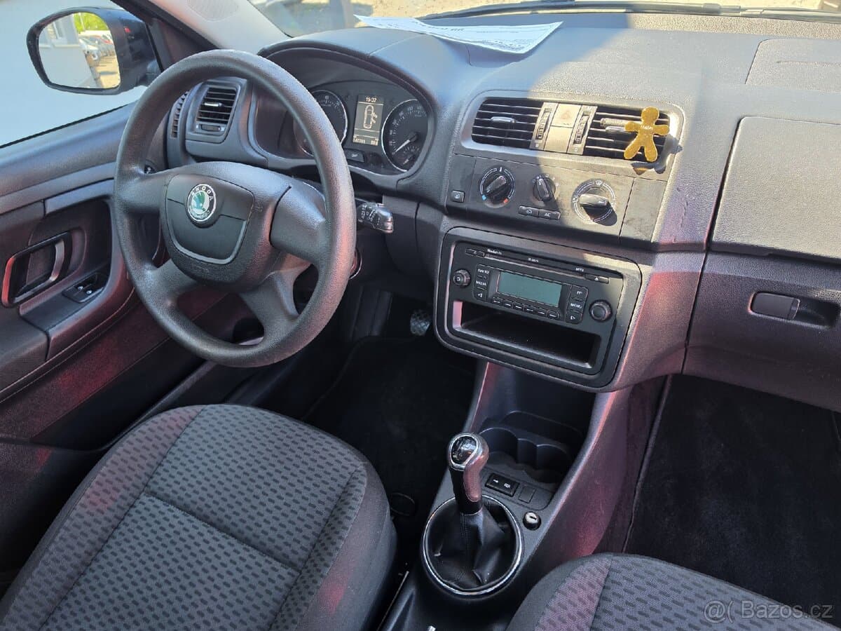2012 Škoda FABIA - 17