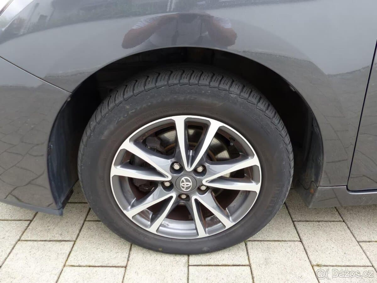 2014 Toyota VERSO - 17