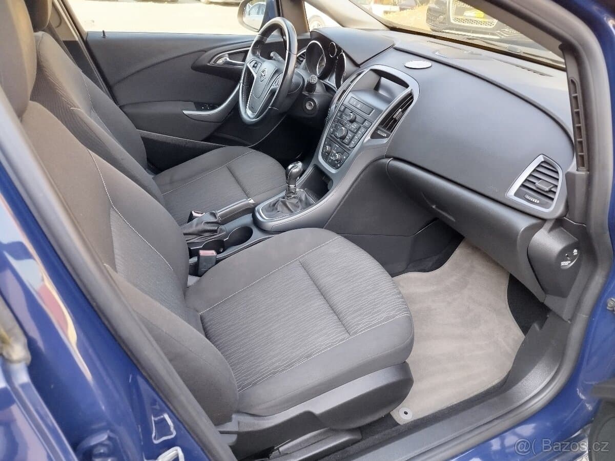 2014 Opel ASTRA - 17