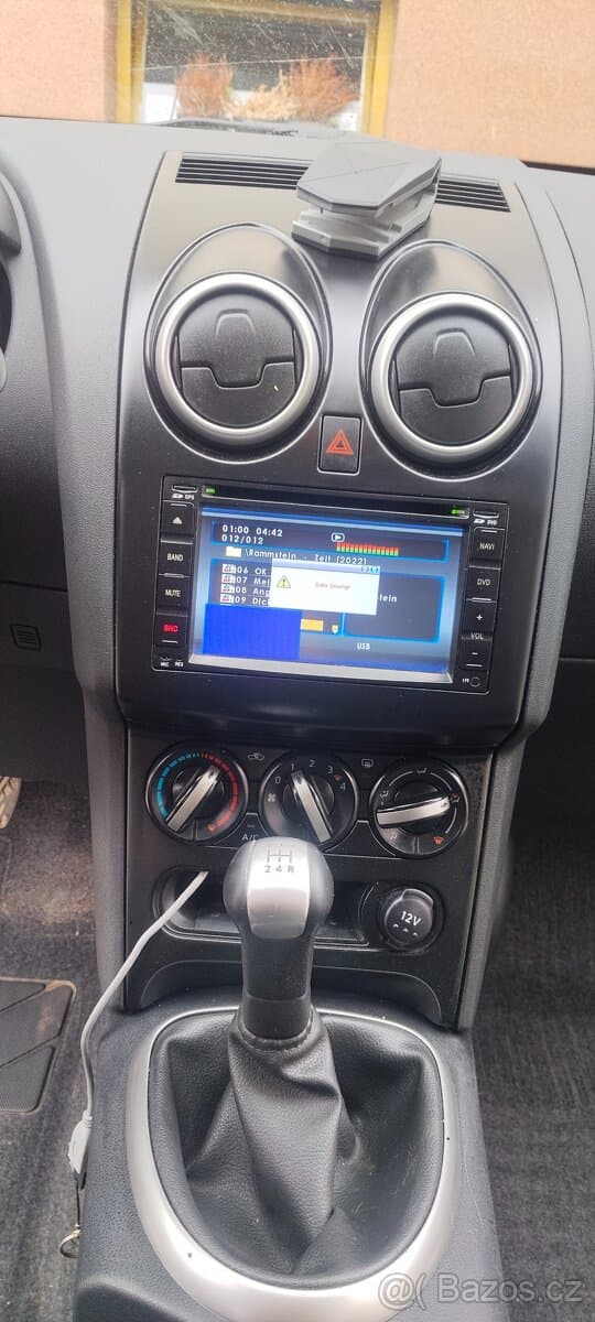 2010 Nissan QASHQAI - 17