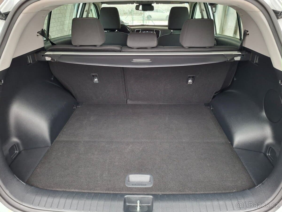 2016 Kia SPORTAGE - 17