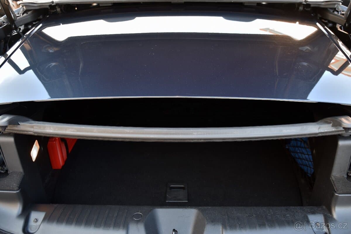 2012 Peugeot 308 - 17