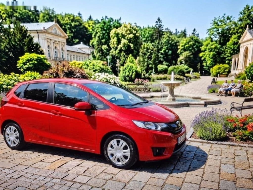 2013 Toyota YARIS - 17