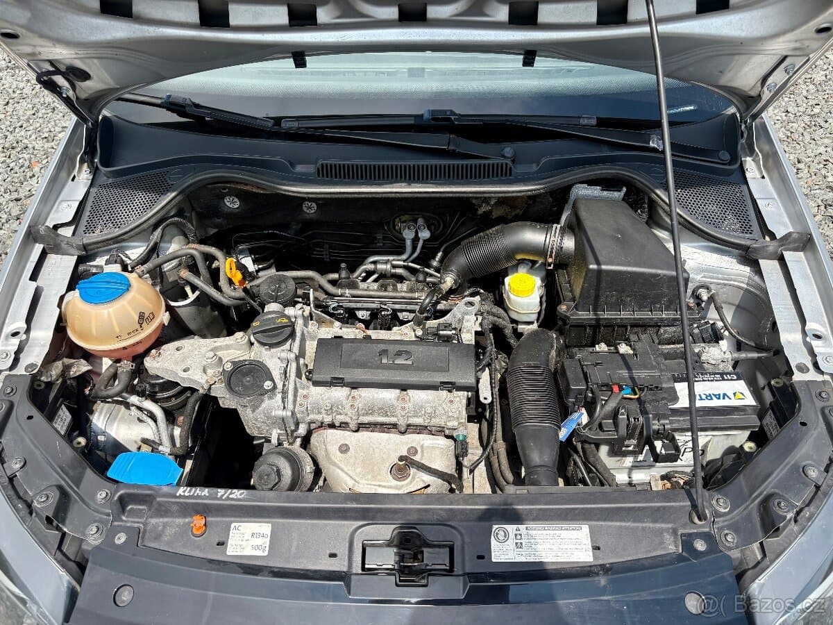 2012 Volkswagen POLO - 17