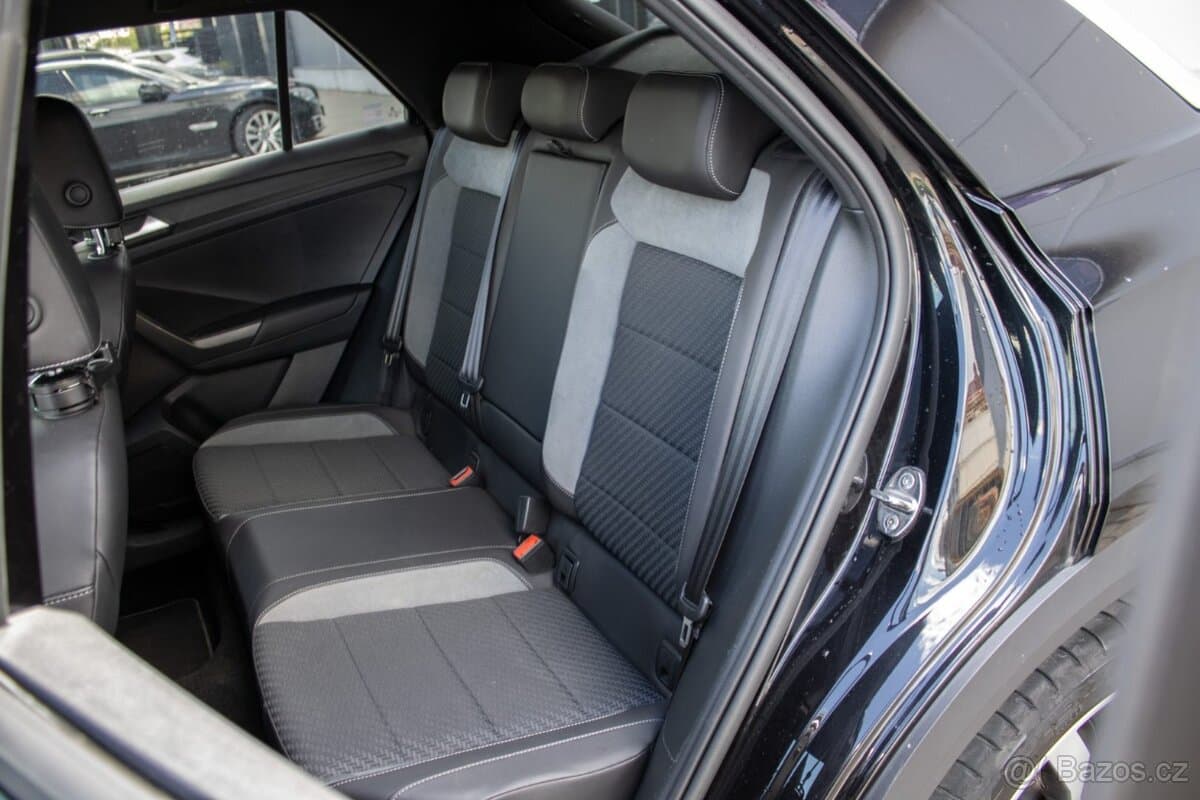 2019 Volkswagen T-ROC - 17