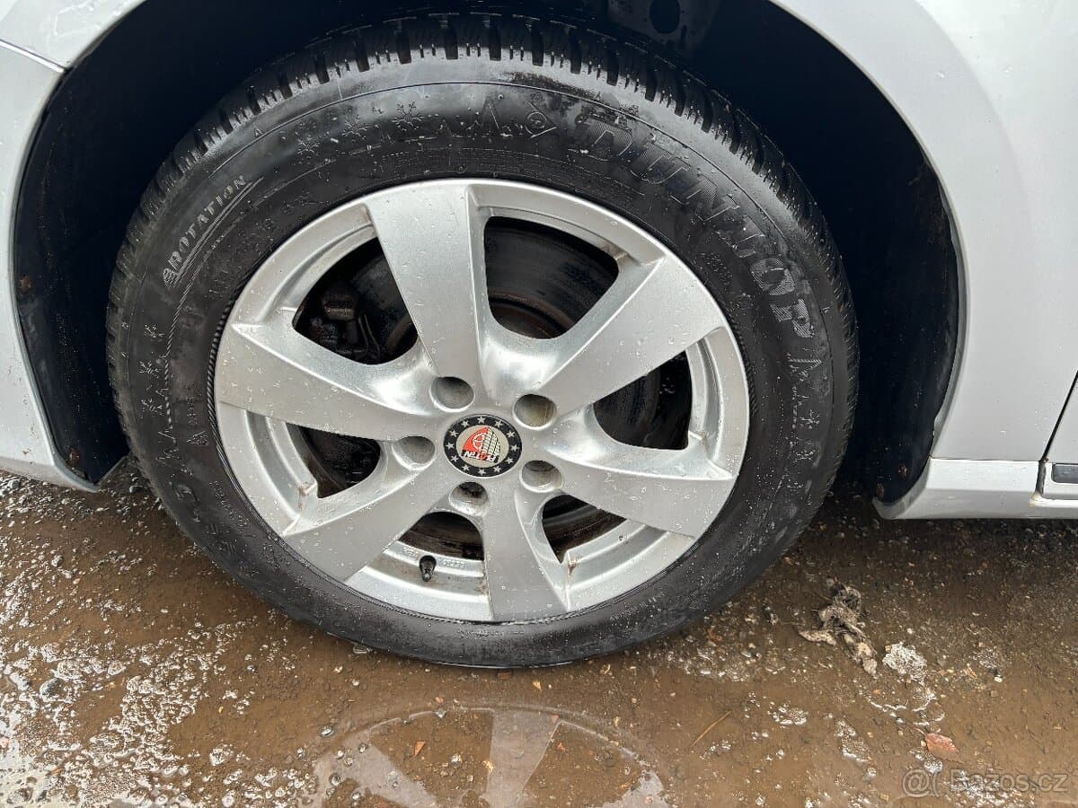 2010 Volkswagen PASSAT - 17