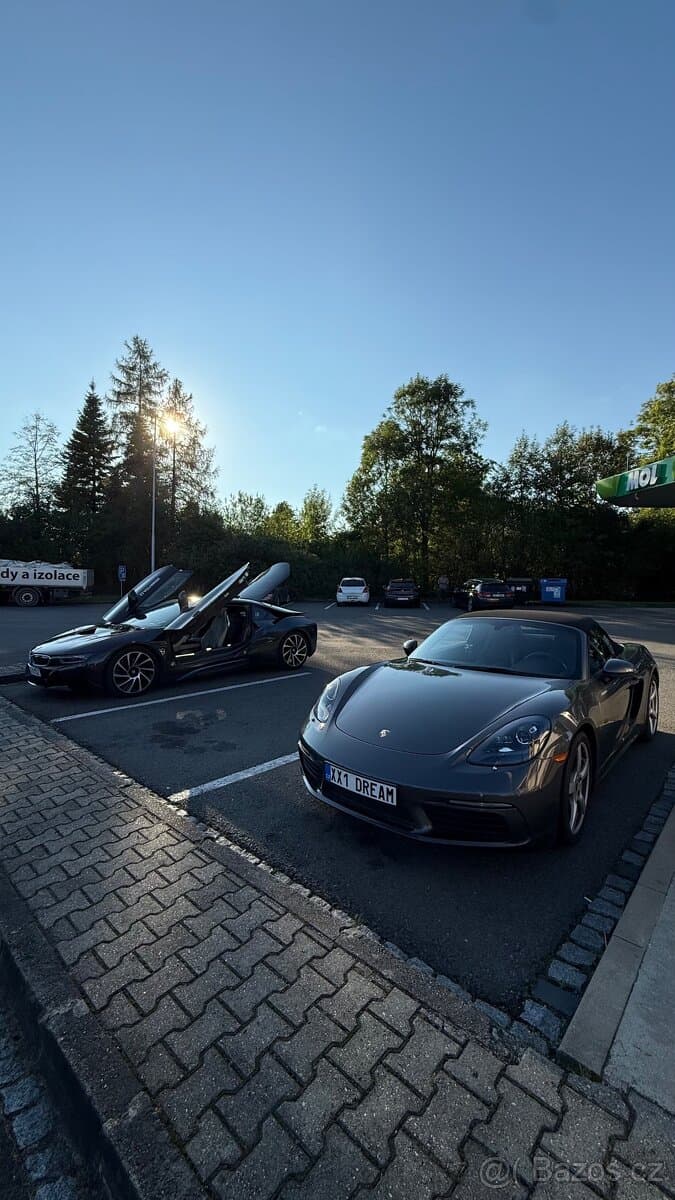 Porsche 718 - 17