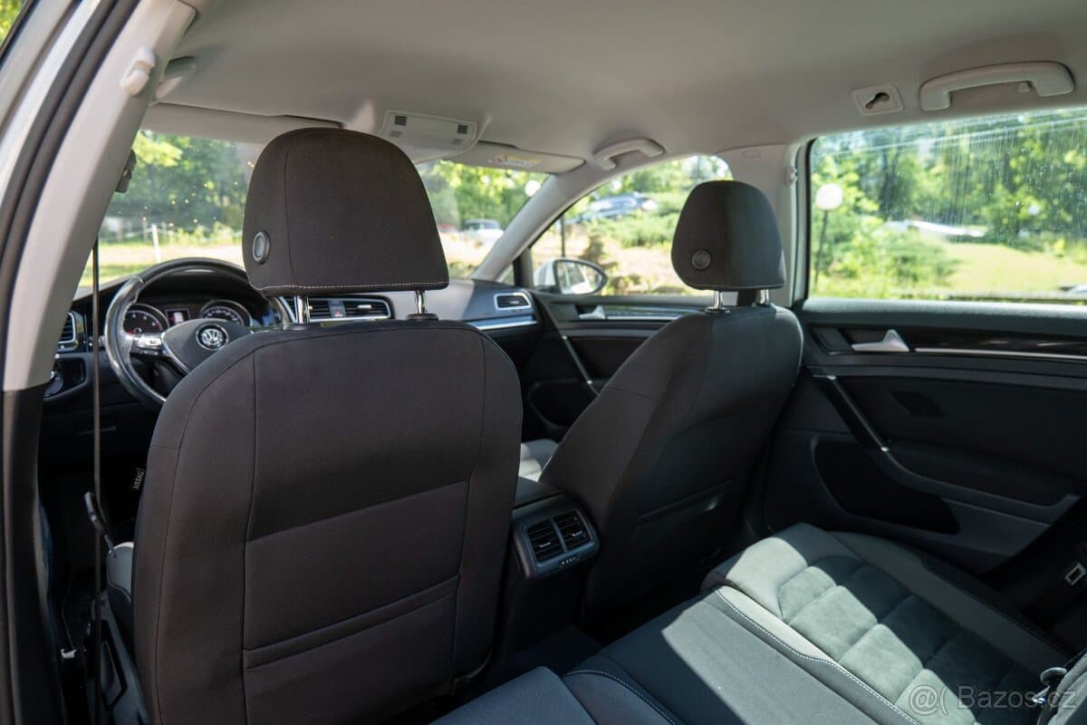 2017 Volkswagen GOLF - 17
