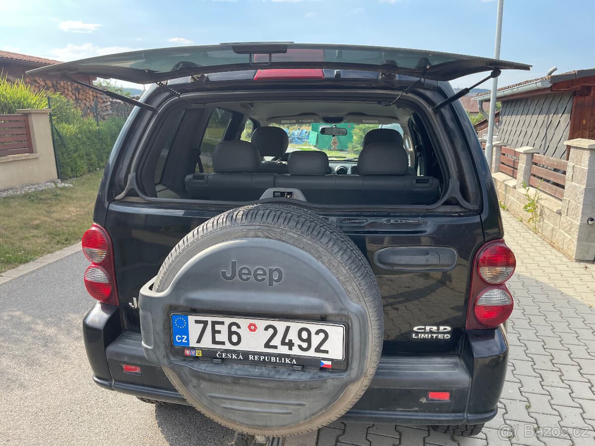 2006 Jeep CHEROKEE - 17