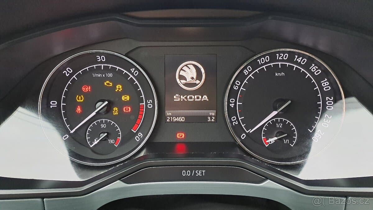 2019 Škoda SUPERB - 17