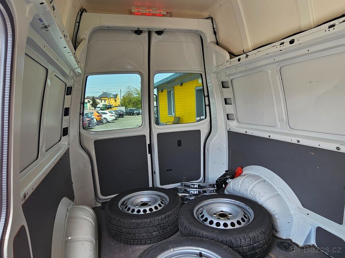 2019 Volkswagen TRANSPORTER - 17