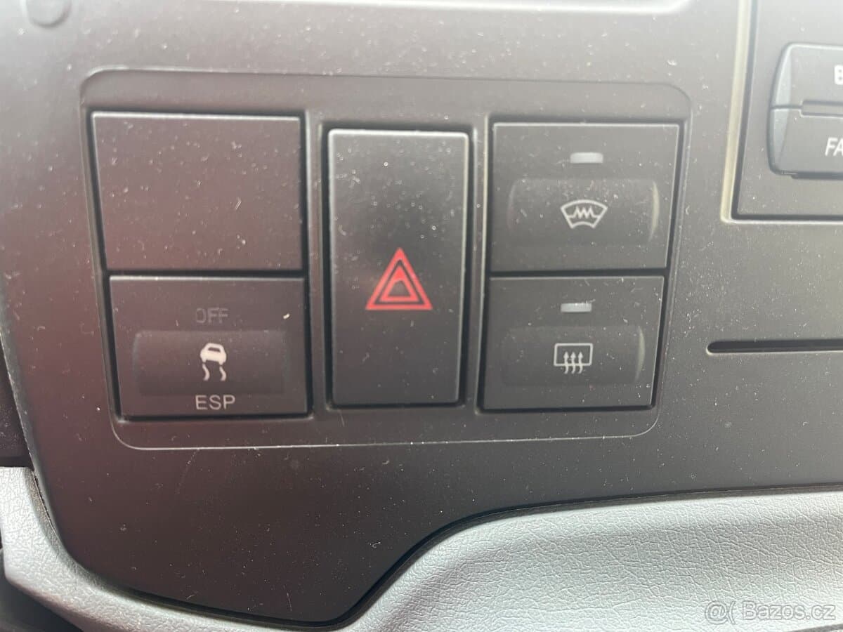 2013 Ford TRANSIT - 17