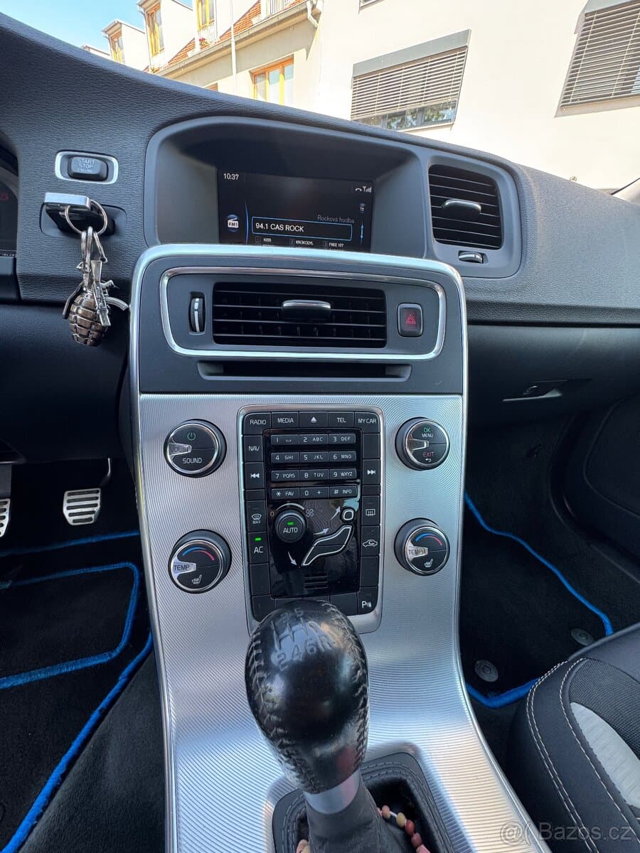 2012 Volvo S60 - 17