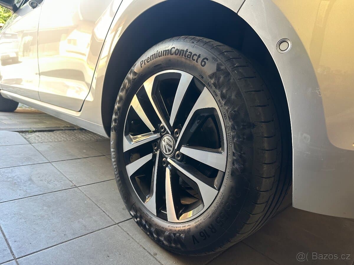 2019 Volkswagen GOLF - 17