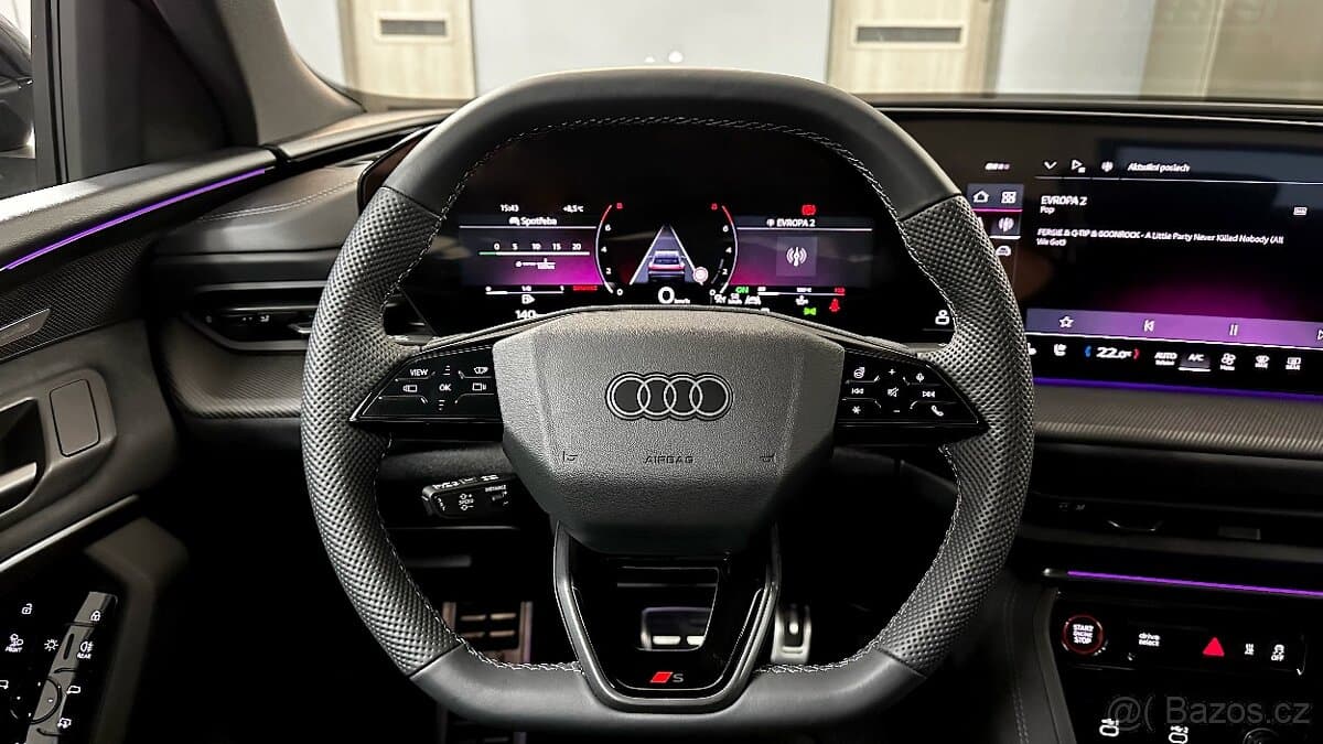 2025 Audi SQ5 - 17