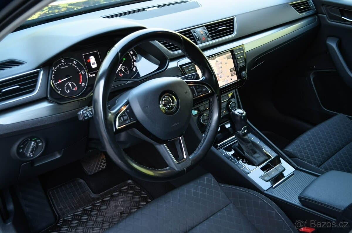 2015 Škoda SUPERB - 17