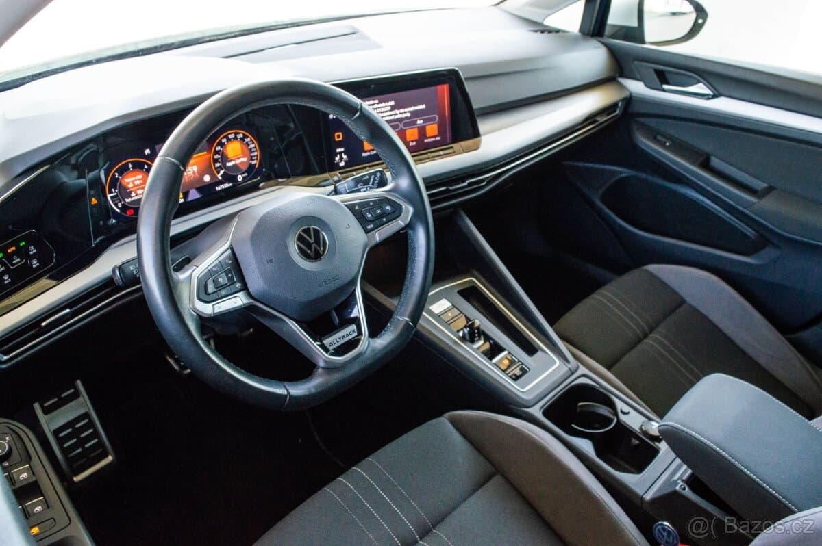 2022 Volkswagen GOLF - 17
