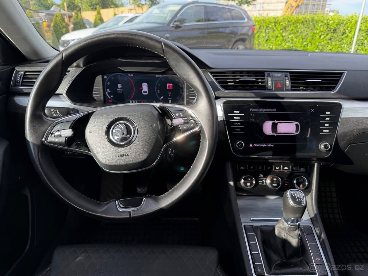 2022 Škoda SUPERB - 17