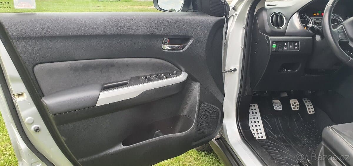 2015 Suzuki VITARA - 17