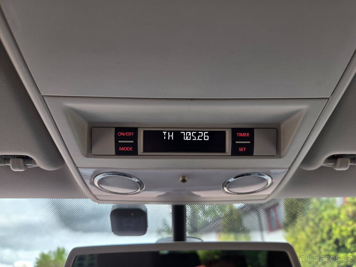 2010 Volkswagen MULTIVAN - 17