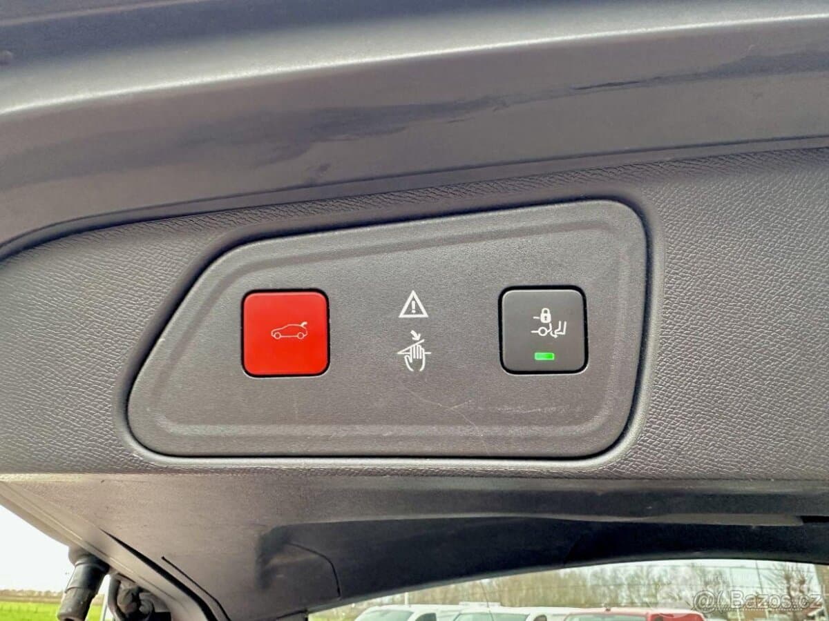 2019 Peugeot 3008 - 17