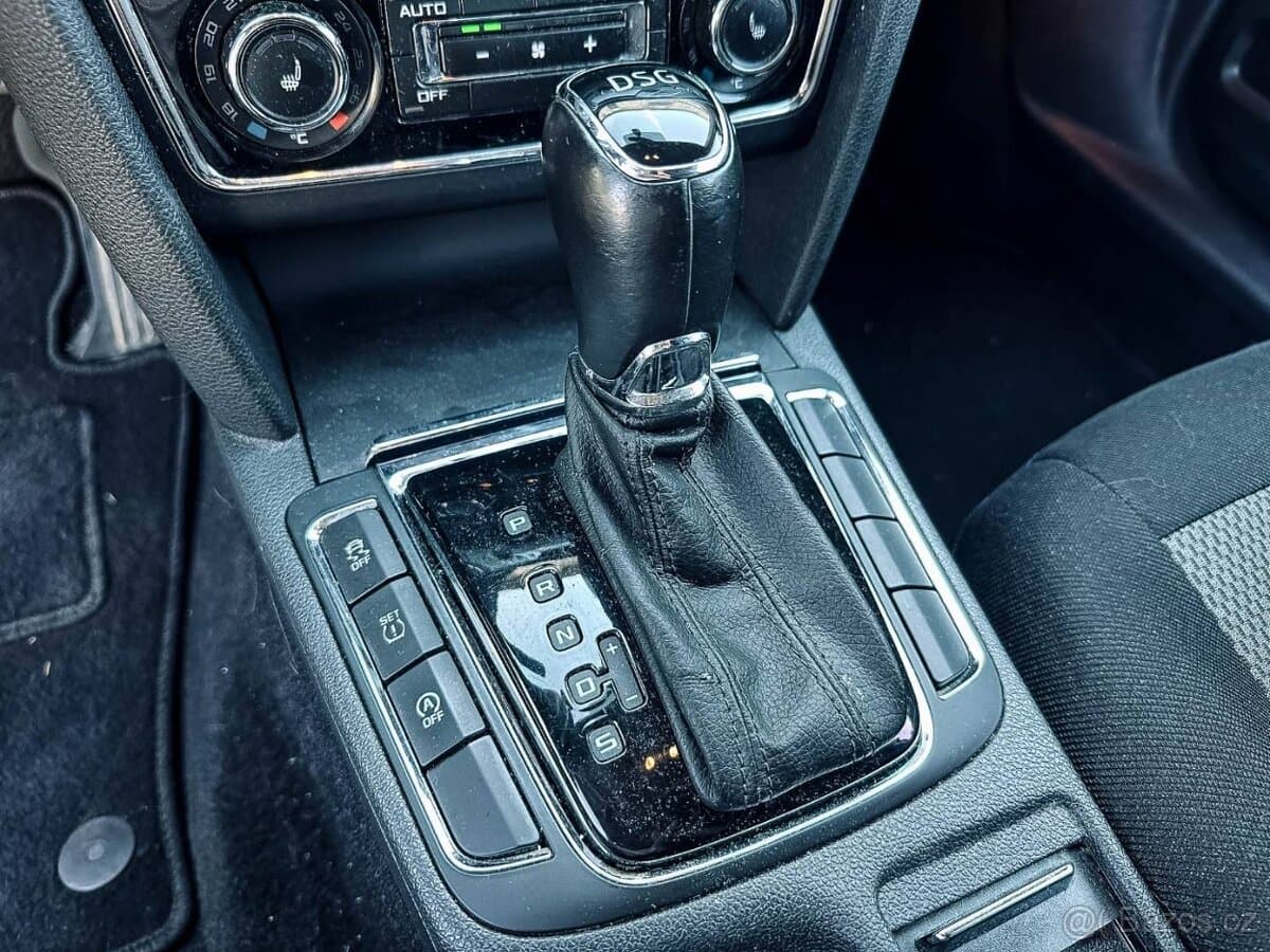 2014 Škoda SUPERB - 17