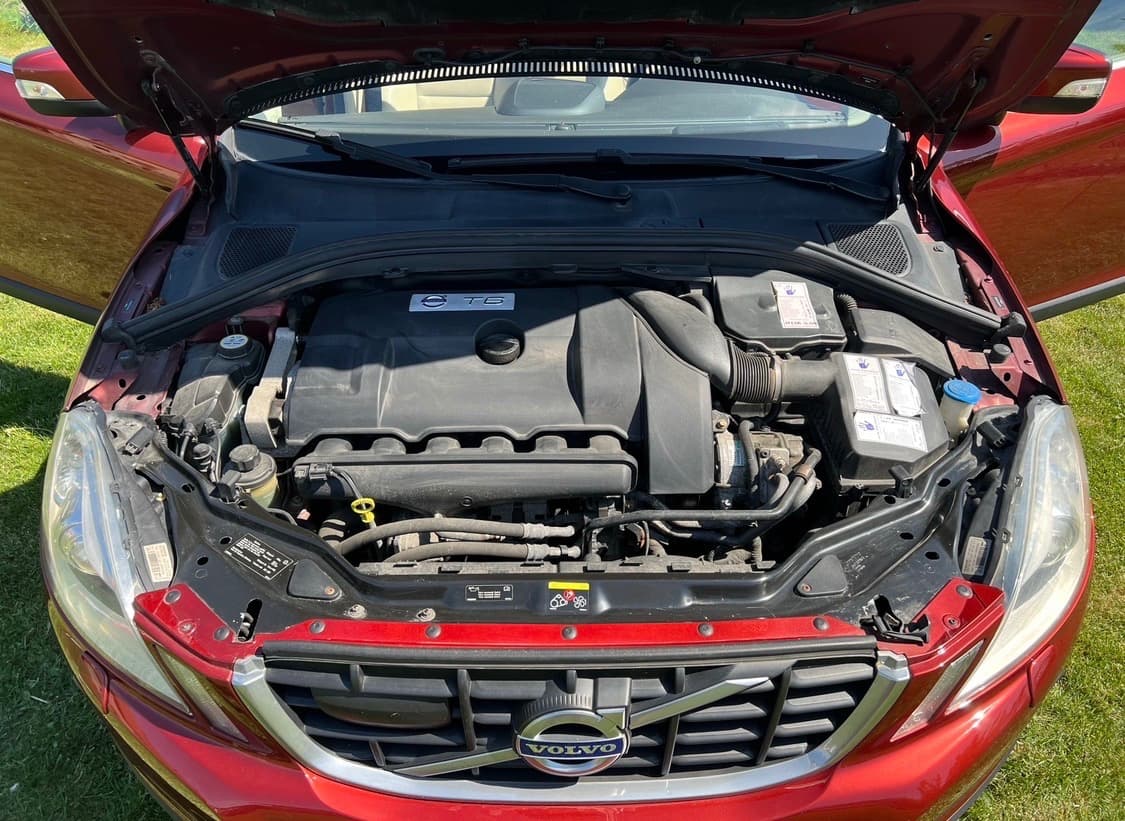 2010 Volvo XC60 - 17