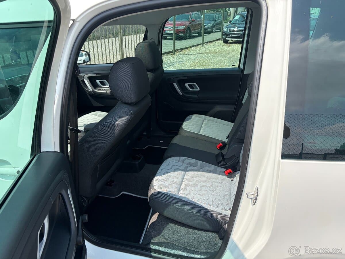 2009 Škoda ROOMSTER - 17