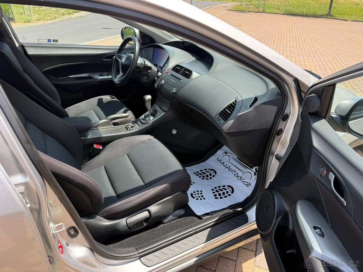 2011 Honda CIVIC - 17