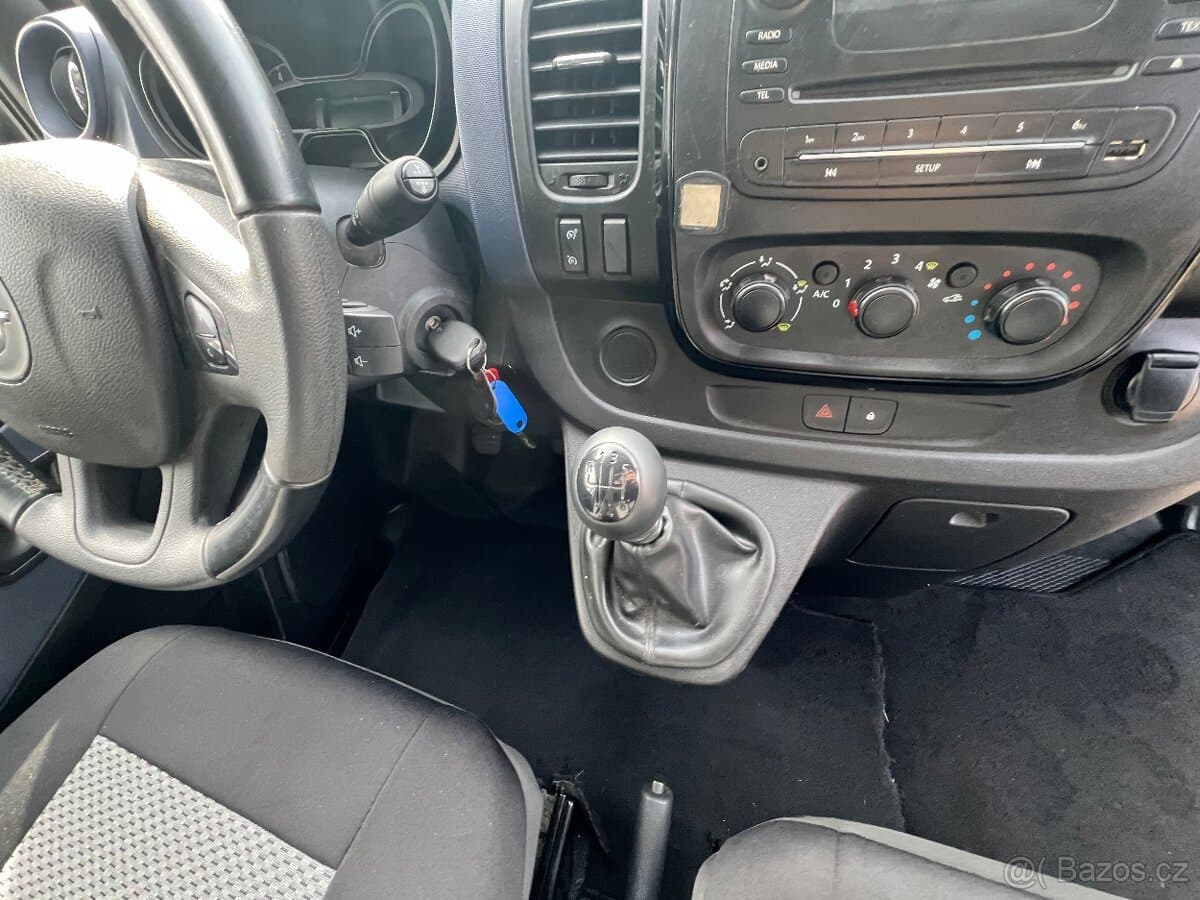 2019 Opel VIVARO - 17